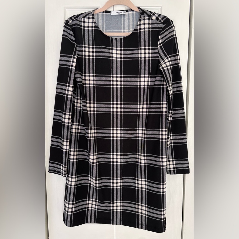Chic Black and White Plaid Dress
